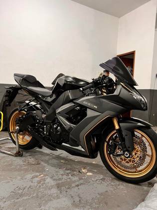 KAWASAKI NINJA ZX-10R KAWASAKI NINJA ZX-10R